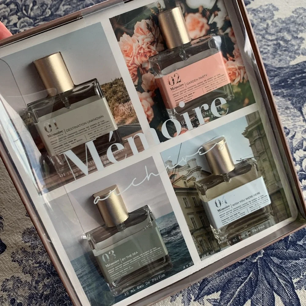 Memoire Archives Perfume Discovery Set Four Travel Size Fragrances NIB